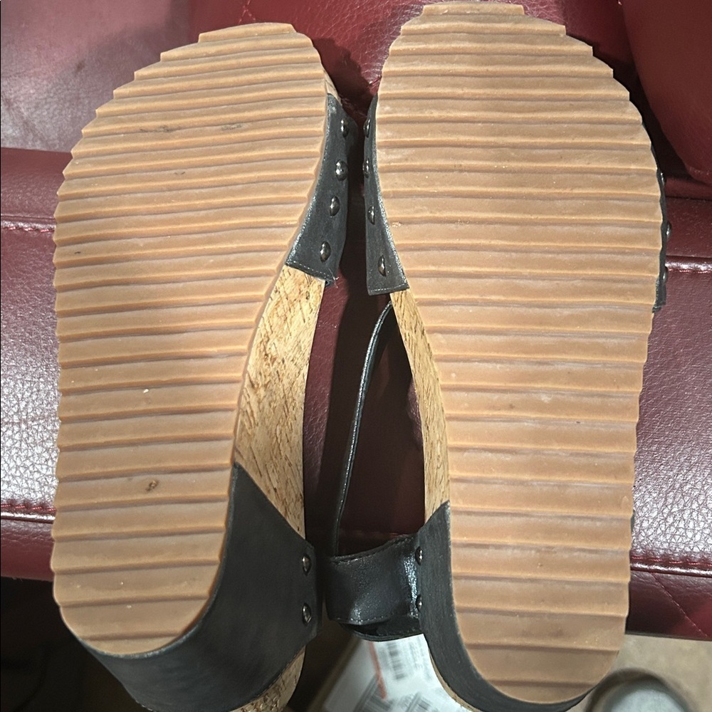 Antelope Black Metallic Cork Wedge Sandals-size 39 (8.5-9) - Picture 6 of 6